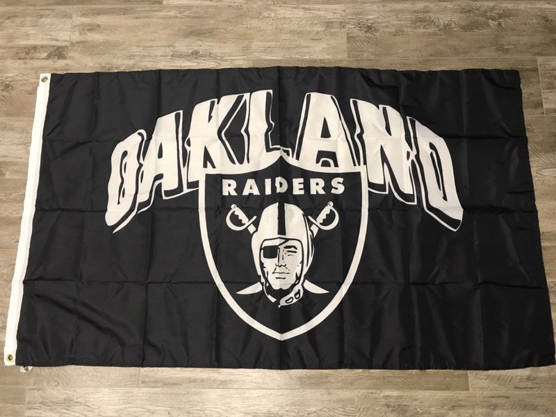 Oakland Raiders flag