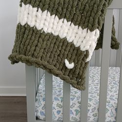 Chunky Knitted Baby Blanket 