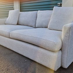 FREE DELIVERY!!!! Crate & Barrel "Lounge Deep" WHITE Sofa 93" + 2 pillows ($2.5K Retail ...60% Off)