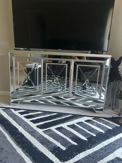 Mirrored entertainment center