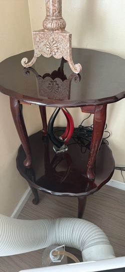 2 side tables