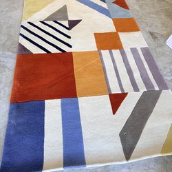 Modern Geometric Rug 8’ x 5’ (100% wool)
