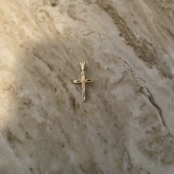 14k Gold Cross Pendant 