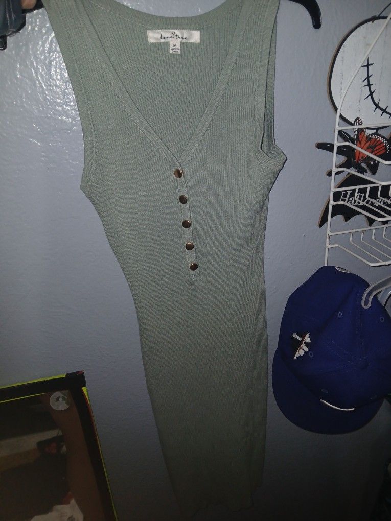 CLOTHES Bundle (WOMENS)