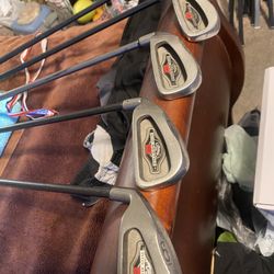 Gallaway BIG Bertha Like New  L.H.