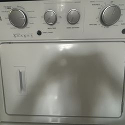 Whirlpool Stackable Washer/dryer