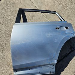 Toyota Rav4 Left Rear Door Oem
