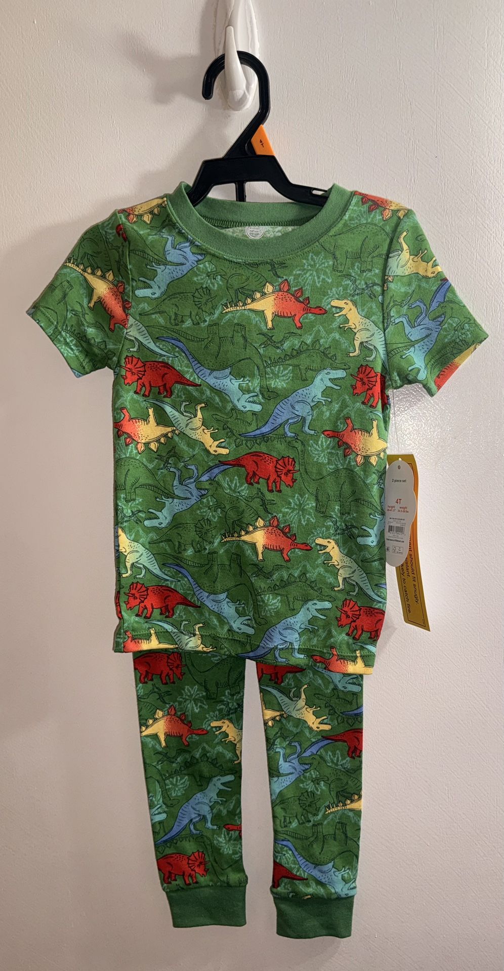 New Boys 4T Dinosaur Pajama Set