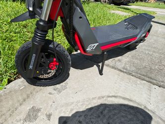 Zt3 pro Segway electric scooters. Open box brand new