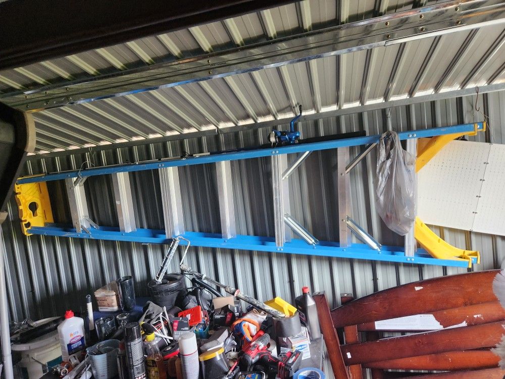 8 Foot Ladder