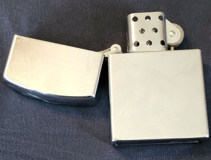 Big cigarette lighter