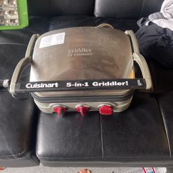 Cuisinart GR-4NP1 5-in-1 Griddler for Sale in Folsom, CA - OfferUp