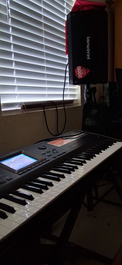 Roland Fantom Fa76.