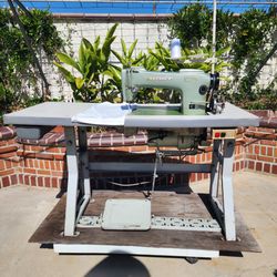 Consew 210 sewing machine excellent condition OBO