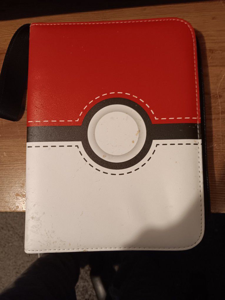 Pokémon Card Book