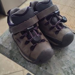 Keen Toddler Hiking Boots Size 8