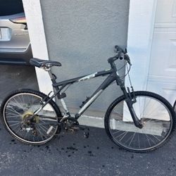 GT Mountain Bike