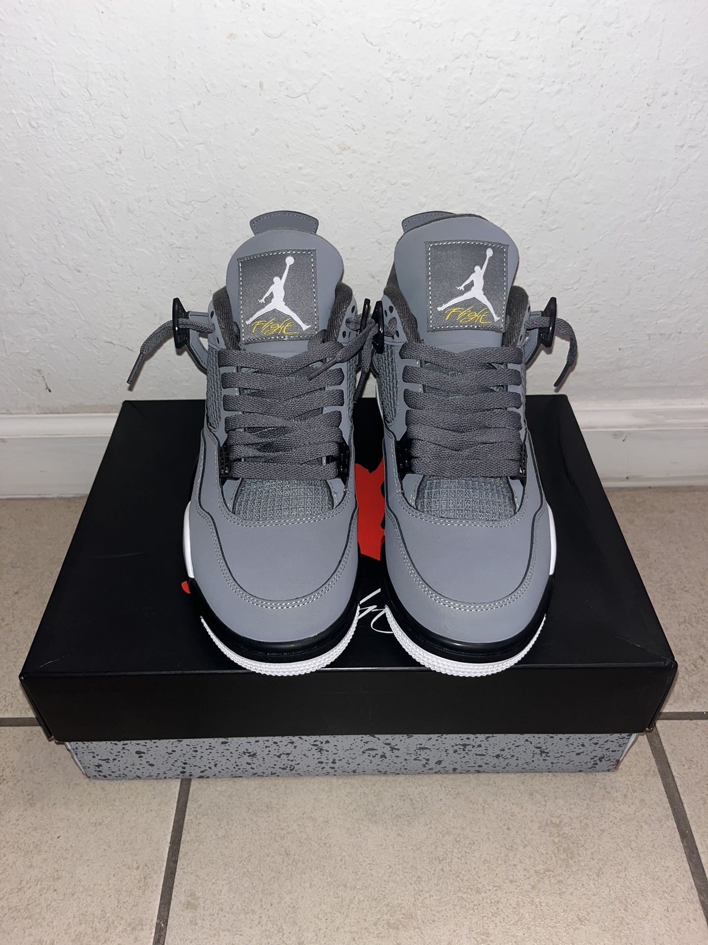 Jordan 4 Cool Grey
