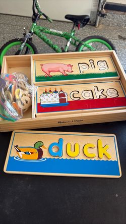 Melissa and Doug Letter puzzle