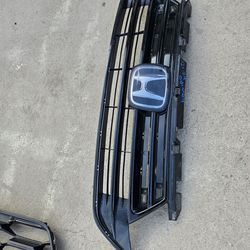 Honda Odyssey grille oem