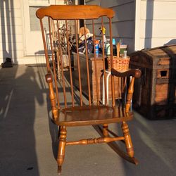 Vintage Baumritter Windsor Rocking Chair Solid Wood Ethan Allen