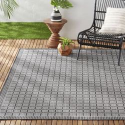 Home Dynamix Nicole Miller New York Patio Country Indoor/Outdoor Area Rug, Black/Grey, 7'9"x10'2"
