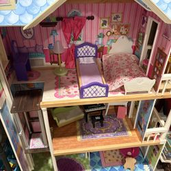 Doll House With Furniture 