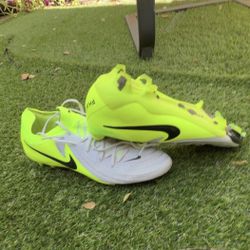 NIKE PHANTOM Soccer Cleats, Sz 9.5, Men’s Wht/Grn/Blk