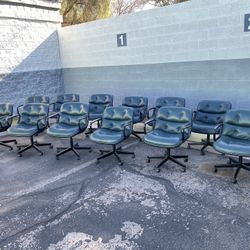 (10) Charles Pollock Executive Chairs For Knoll