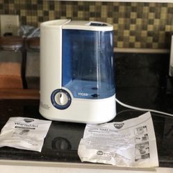 New Vicks Warm Mist Humidifier Tested In Great Working Condition 