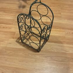Antic Wine Holder