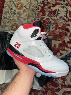 Jordan 5 Fire Red (9.5US)