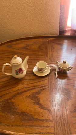 Vintage Mini tea set