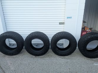 NITTO RIDGE GRABBLERS 295/70/R18