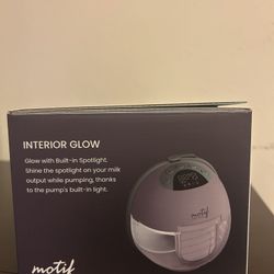 Motif Aura Breast Pump 