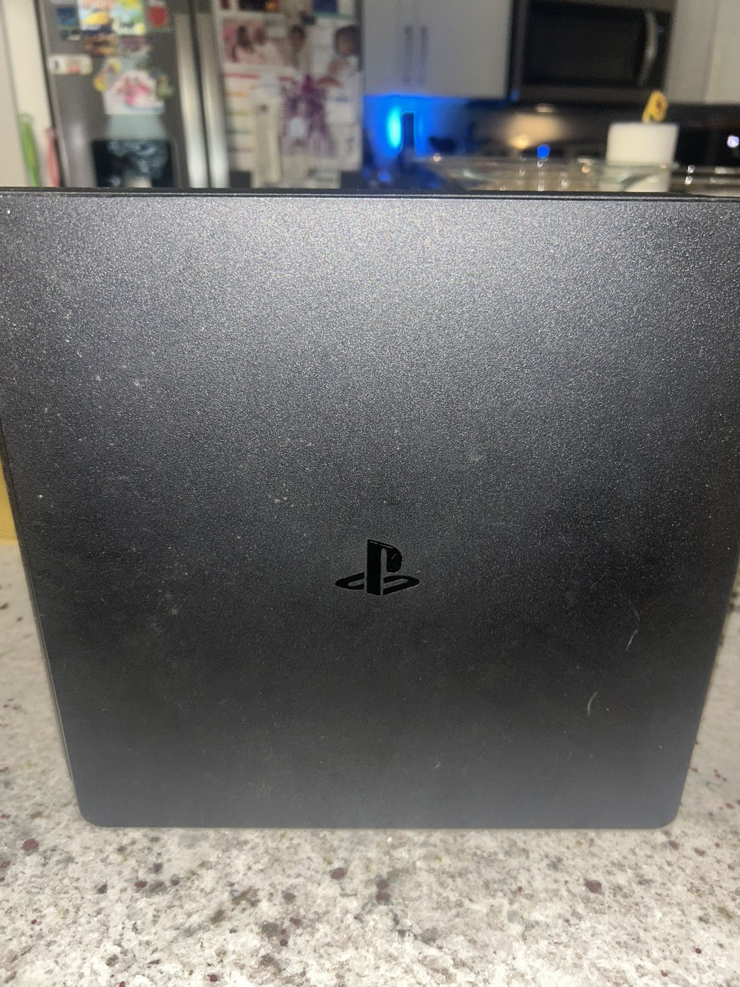 PS4 Slim Pro