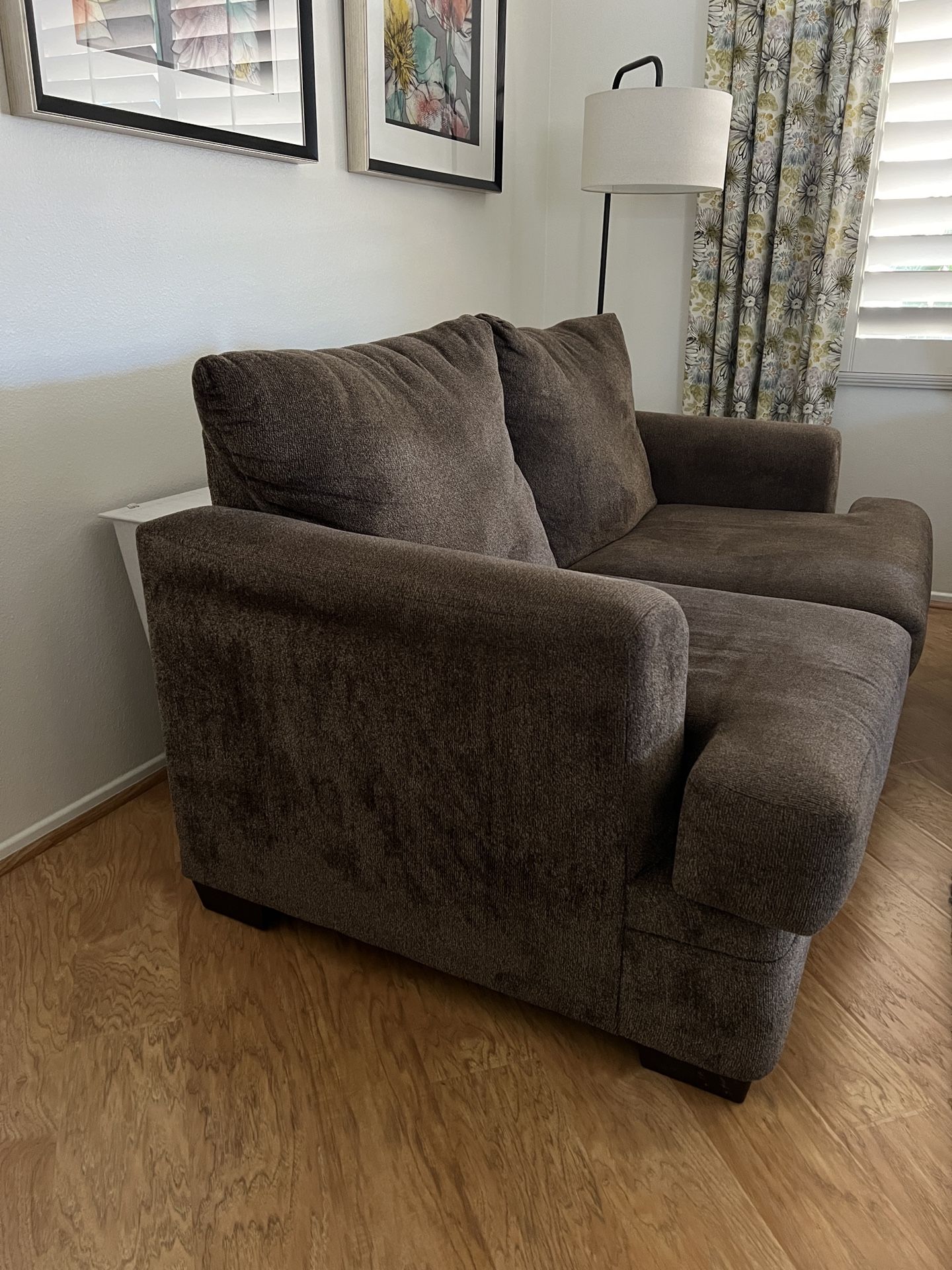 Loveseat