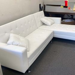 New Sectional Sleeper Couch! Free Delivery 🚚! Free Assembly.