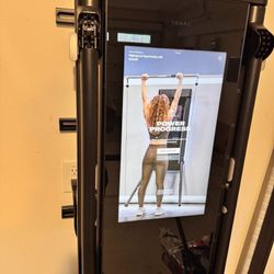 2021 Tonal Home Gym – Like New, Santa Clarita