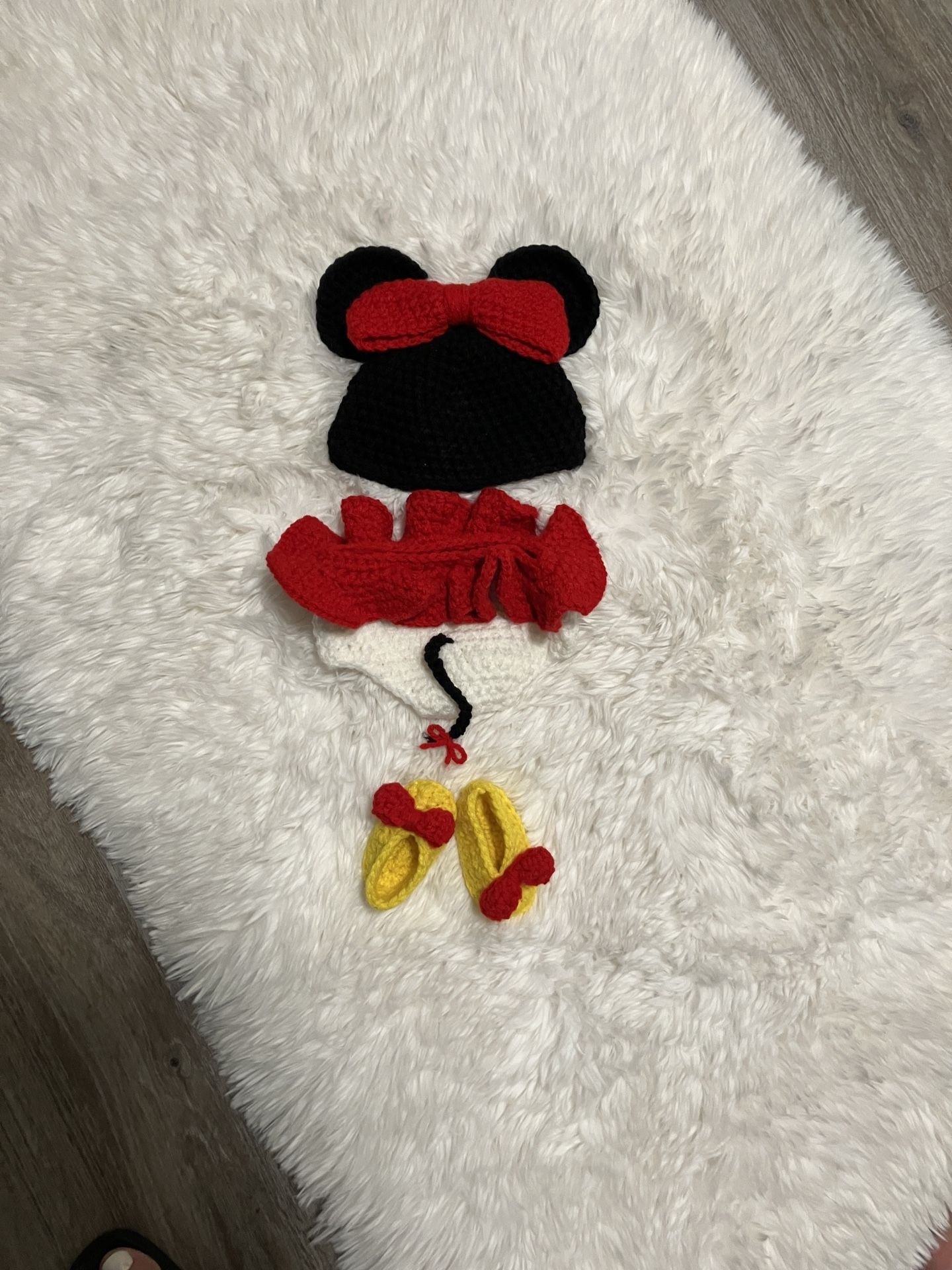 Brand new Minnie, mouse photo prop outfit