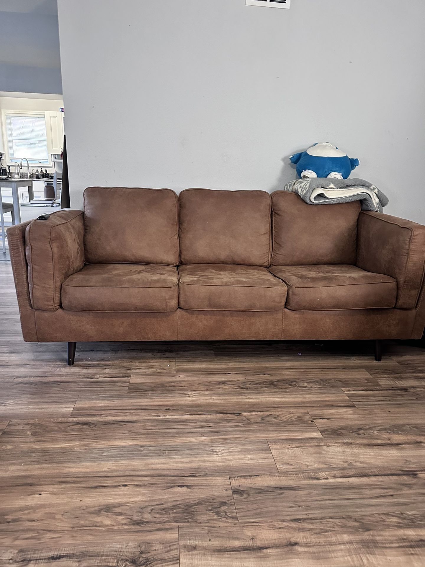 2 Couches for Sale in Hampton, VA OfferUp