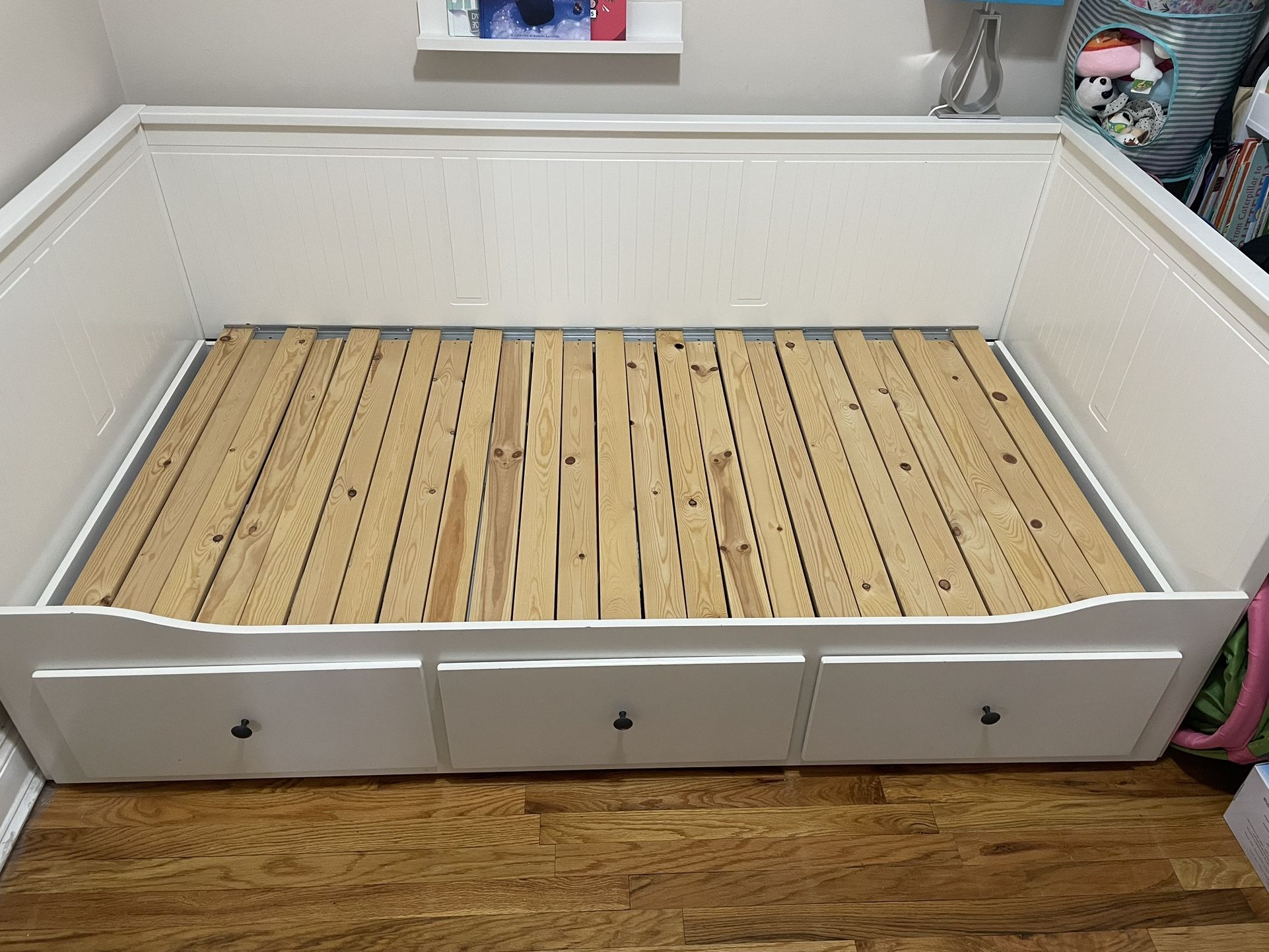 IKEA - HEMNES - Daybed frame with 3 drawers, white, Twin 