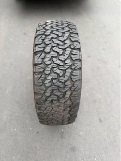 (1) 35x12.50R17 BFGoodrich All Terrain T/A KO2