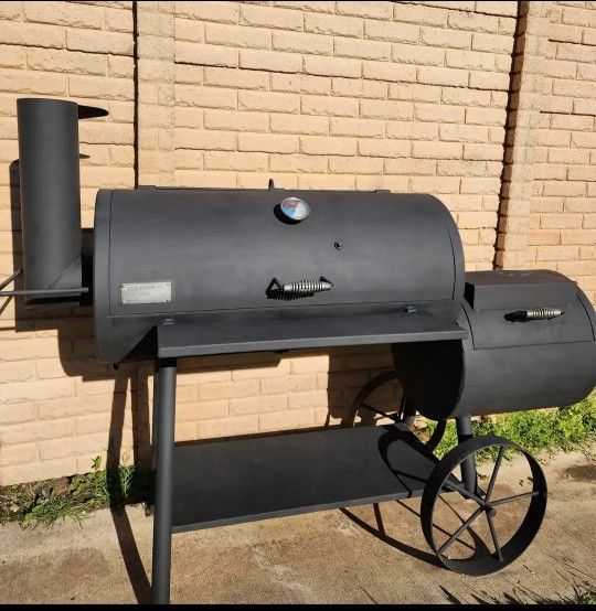 SMOKER OLD COUNTRY BBQ PIT PECOS BEST SMOKER OUT THERE SEE BELOW