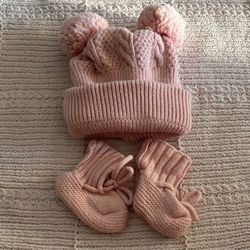 Pink Knit Beanie With Matching Socks