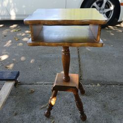 French End Table/Telephone Stand Swivel 360 %