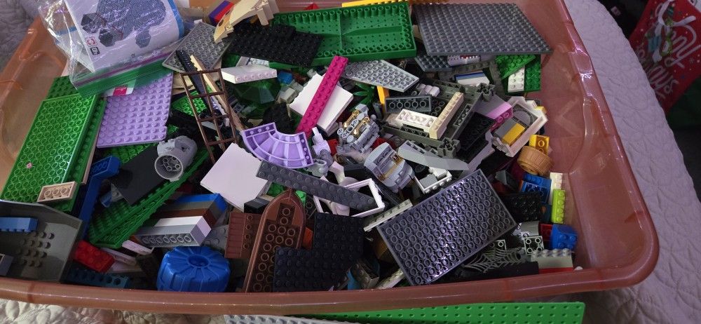Massive LEGO Collection – Approx. 30 lbs + Bonus LEGO Books – $300 OBO