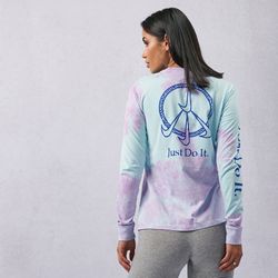 Women’s Nike Long Sleeve T-Shirt