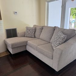 Needs To Go! Gray Sectional Sofa with Chaise – Great Condition 
