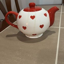 Terramoto Red White Heart Valentine Teapot Ceramic Valentines Day  New